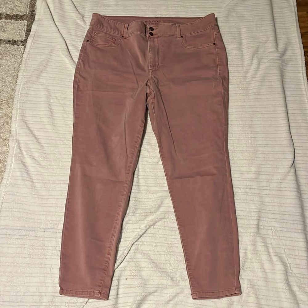 Maurice’s women’s plus size light pink skinny jeans